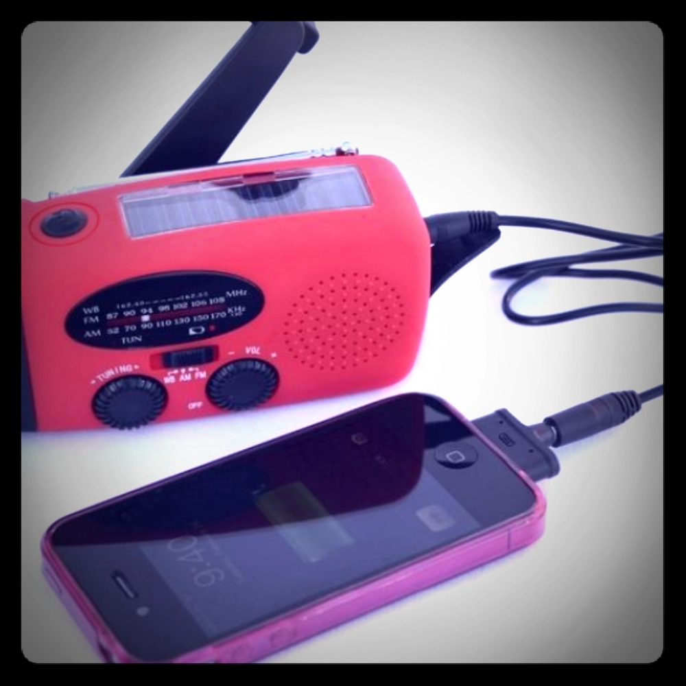 Camping  Radio - Picture 2 of 3
